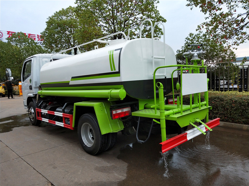 國六東風(fēng)5噸灑水車 國六東風(fēng)5噸灑水車