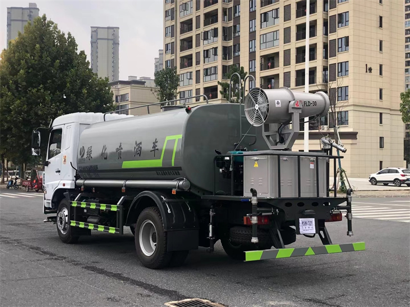 12���։m��ˮ܇-�|�L(f��ng)12���A��12�����։m��ˮ܇