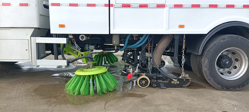 �|�L(f��ng)D9��늄�ϴ��܇-�|�L(f��ng)18������Դ���܇