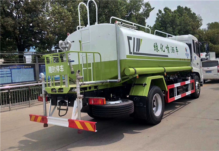 東風(fēng)天錦12噸灑水車